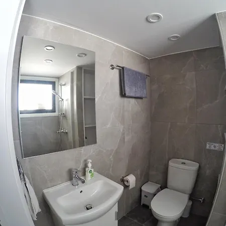 Stunning Top-floor Beachfront